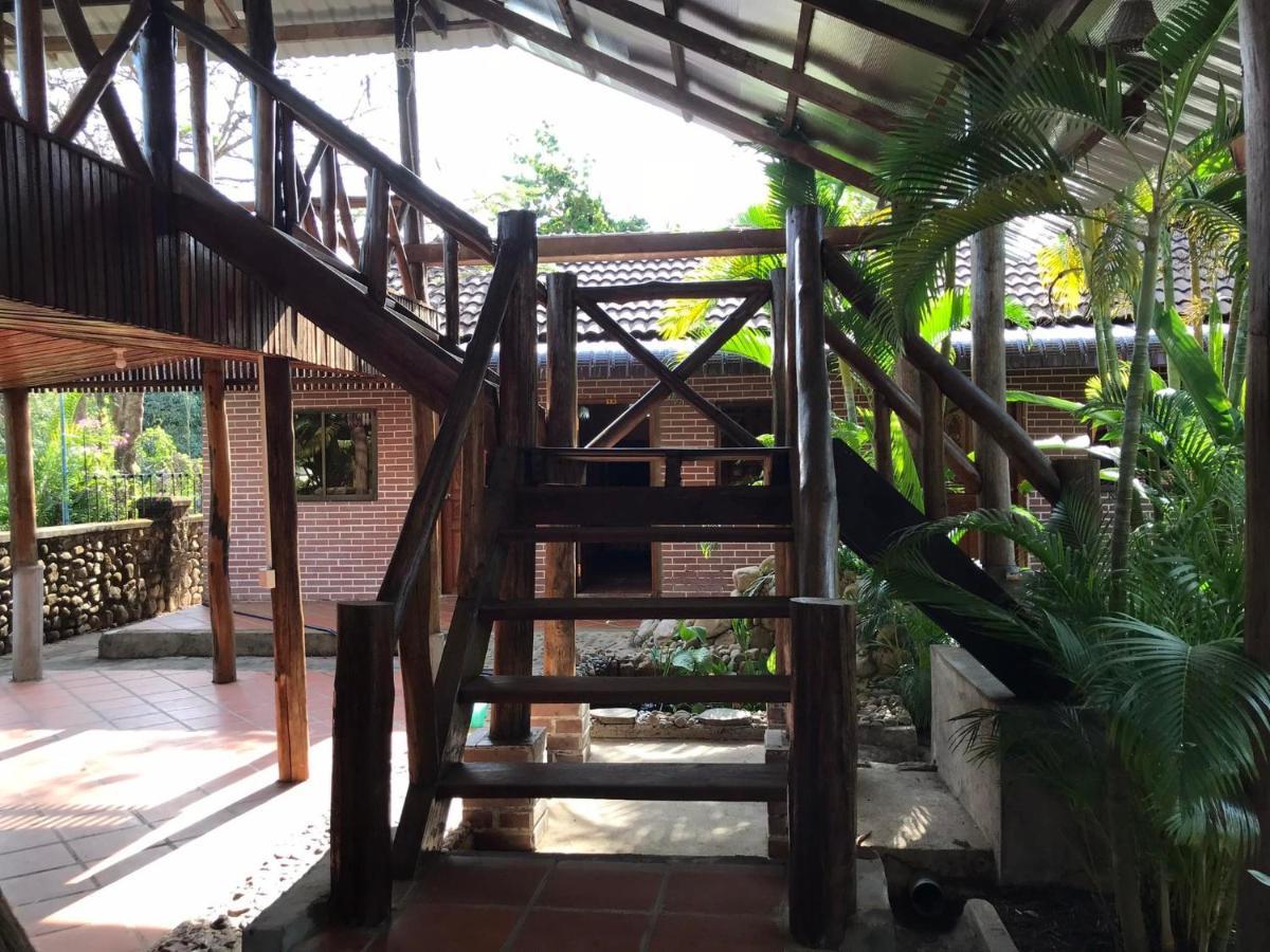 Captain Chim'S Guest House Kep Exterior foto