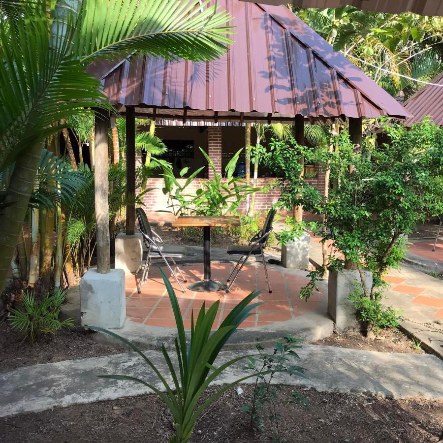 Captain Chim'S Guest House Kep Exterior foto